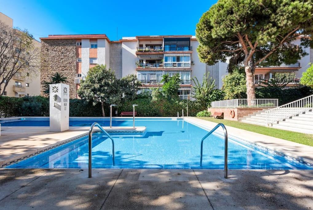 With Free Parking And Pool * Marbellac