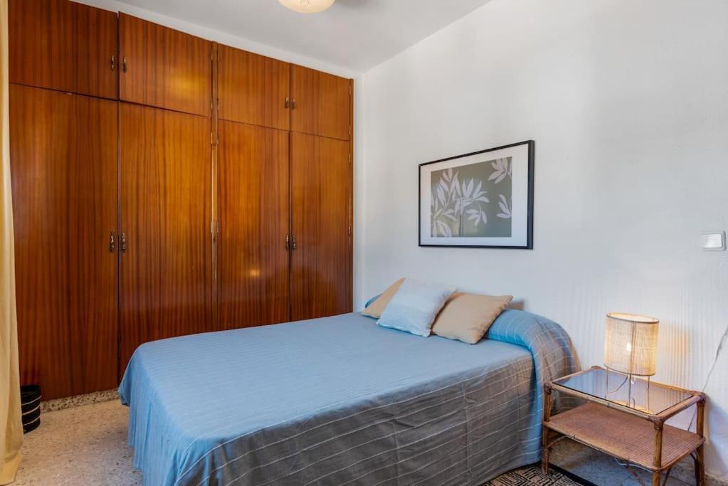 With Free Parking And Pool Appartement *